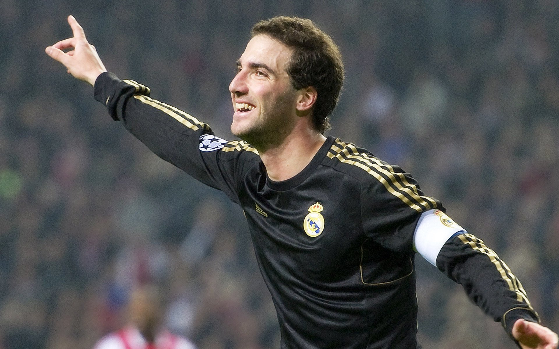 基层足球发展资金紧张，基层足球发展资金紧张的原因